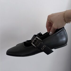 Taxi Black Mary Jane Shoes Sz 38 / 7.5